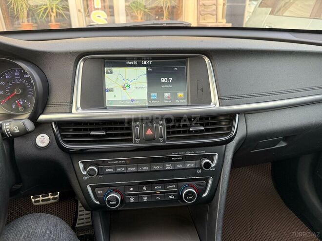 Kia Optima-17