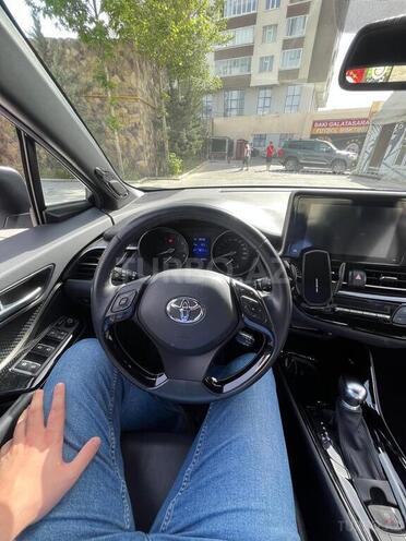 Toyota C-HR 2019, 35,000 km - 1.2 l - Bakı
