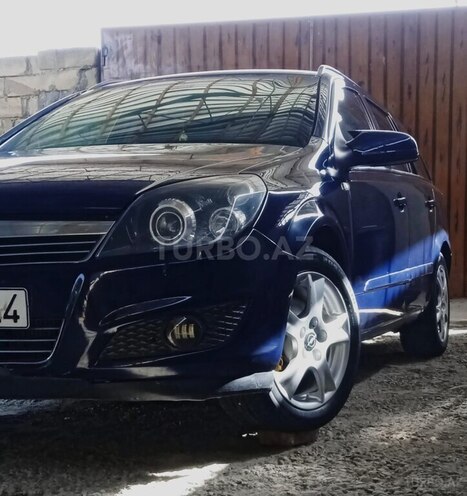 Opel Astra 2008, 340,000 km - 1.3 л - Salyan