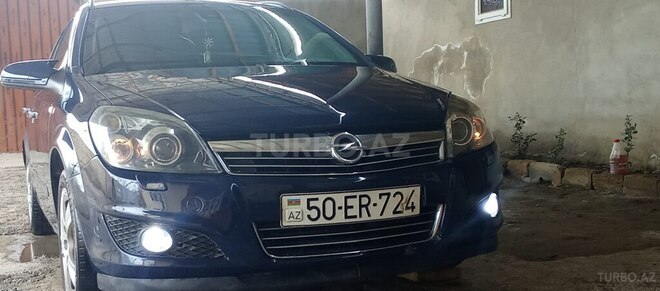 Opel Astra 2008, 340,000 km - 1.3 л - Salyan