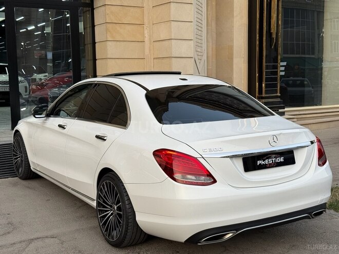 Mercedes C 300 2018, 136,000 km - 2.0 l - Bakı