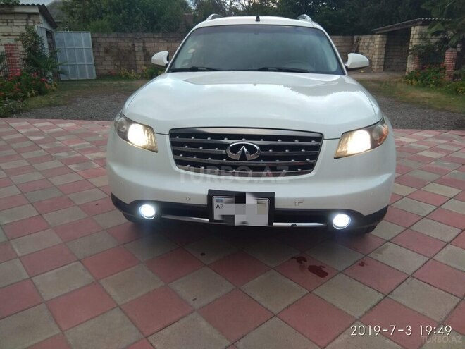Infiniti FX35 2007, 338,000 km - 3.5 l - Astara