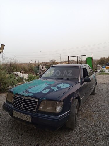 Mercedes E 250 1995, 329,896 km - 2.5 л - Bakı