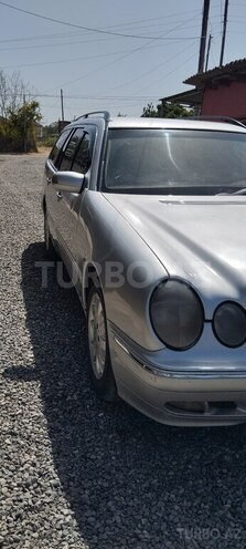 Mercedes E 220 d 2001, 350,000 km - 2.2 l - Bakı