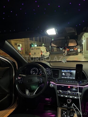 Hyundai Elantra 2019, 61,155 km - 2.0 l - Bakı