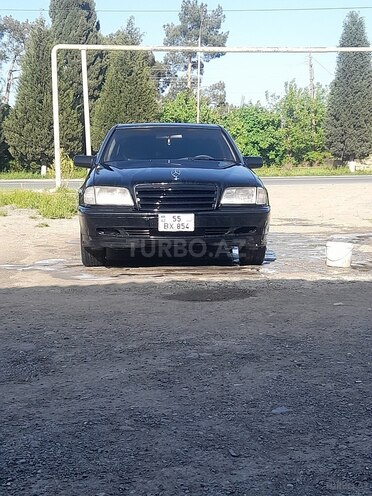 Mercedes C 220 1995, 326,000 km - 2.2 l - Goranboy