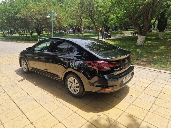 Hyundai Elantra 2019, 169,203 km - 2.0 l - Bakı