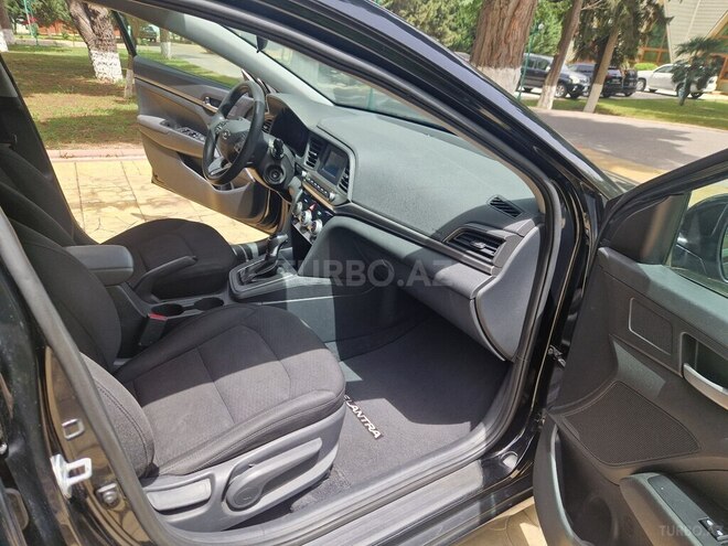 Hyundai Elantra 2019, 169,203 km - 2.0 l - Bakı