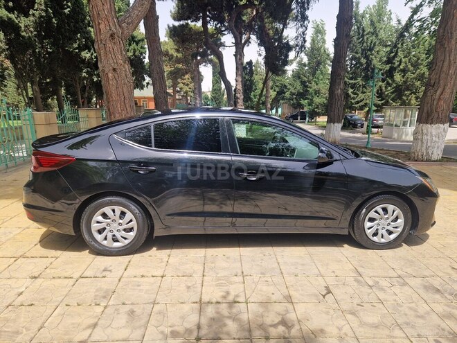 Hyundai Elantra 2019, 169,203 km - 2.0 l - Bakı