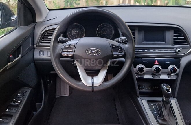 Hyundai Elantra 2019, 169,203 km - 2.0 l - Bakı