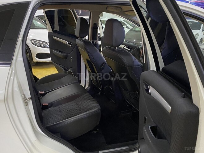 Mercedes B 180 2010, 108,650 km - 1.7 l - Sumqayıt