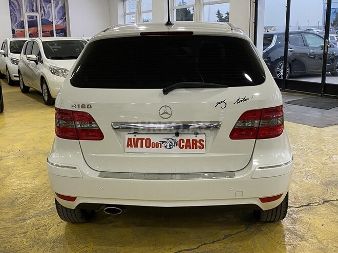 Mercedes B 180 2010, 108,650 km - 1.7 l - Sumqayıt