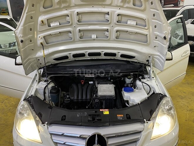 Mercedes B 180 2010, 108,650 km - 1.7 l - Sumqayıt