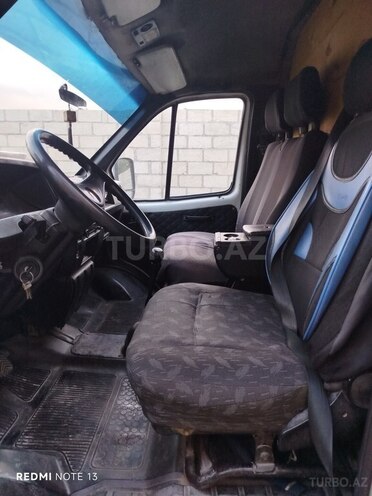 GAZ 2705 1999, 55,000 km - 2.4 l - Quba