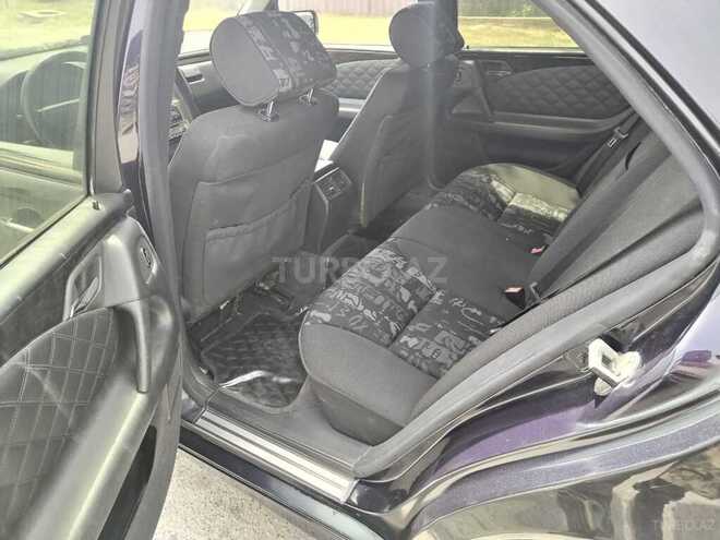 Mercedes E 240 1998, 228,000 km - 2.4 l - Bakı