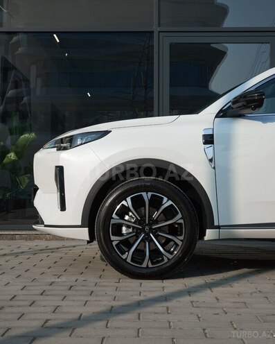 Changan Qiyuan Q05-5