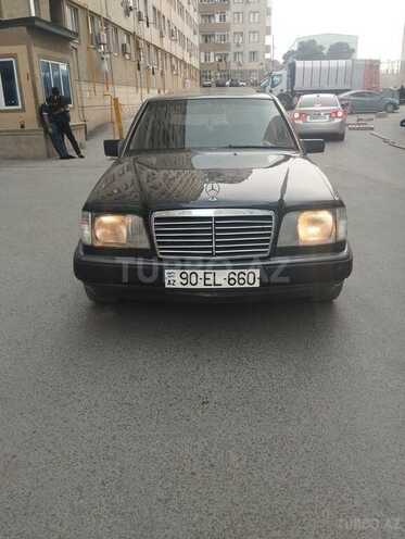 Mercedes E 220 1994, 228,000 km - 2.2 l - Bakı