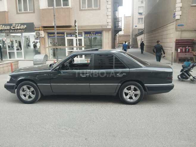 Mercedes E 220 1994, 228,000 km - 2.2 l - Bakı