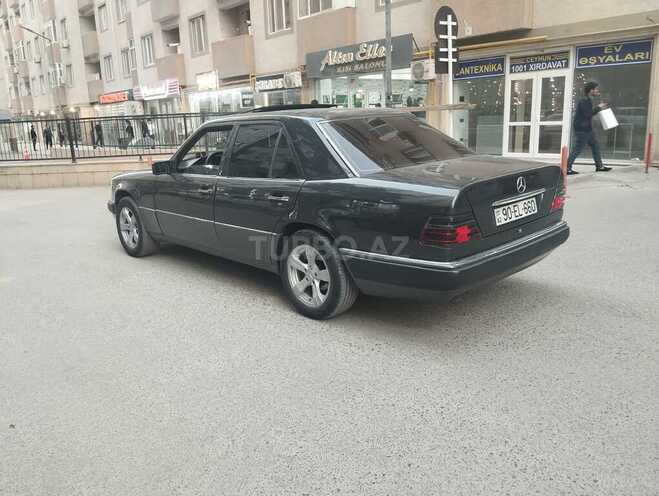 Mercedes E 220 1994, 228,000 km - 2.2 l - Bakı