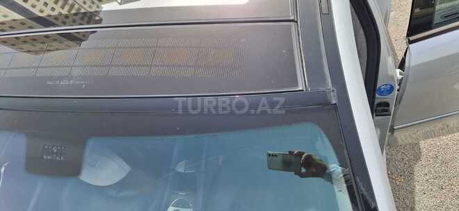 Mercedes E 320 2003, 271,754 km - 3.2 l - Bakı