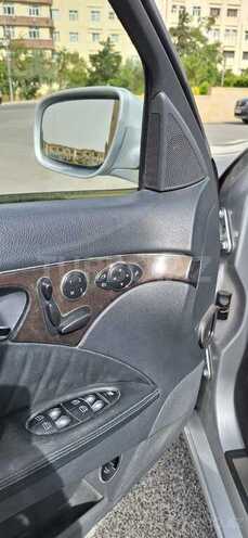 Mercedes E 320 2003, 271,754 km - 3.2 l - Bakı