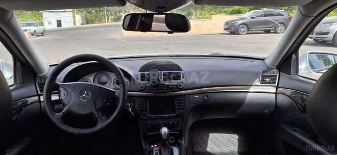 Mercedes E 320 2003, 271,754 km - 3.2 l - Bakı