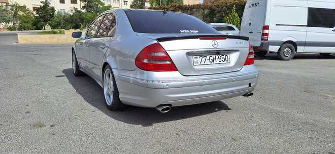 Mercedes E 320 2003, 271,754 km - 3.2 l - Bakı