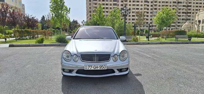 Mercedes E 320 2003, 271,754 km - 3.2 l - Bakı