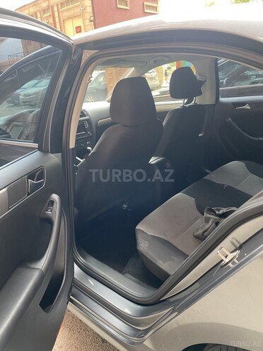 Volkswagen Jetta 2017, 144,841 km - 1.6 l - Bakı