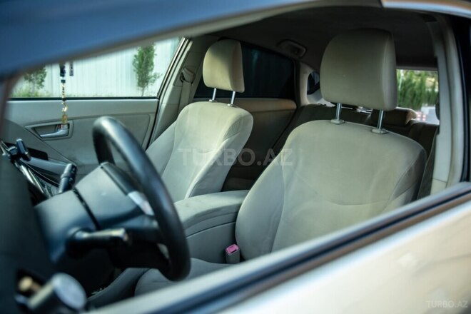 Toyota Prius 2011, 350,000 km - 1.8 l - Bakı