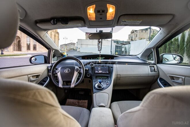 Toyota Prius 2011, 350,000 km - 1.8 l - Bakı
