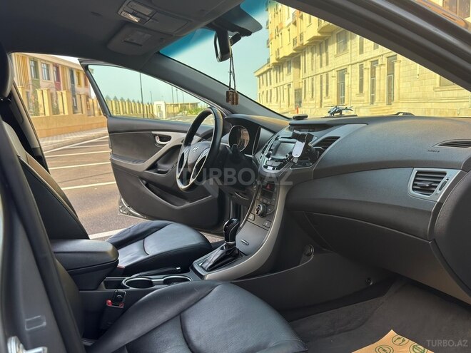 Hyundai Elantra 2015, 231,746 km - 1.8 l - Sumqayıt