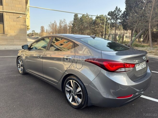 Hyundai Elantra 2015, 231,746 km - 1.8 l - Sumqayıt