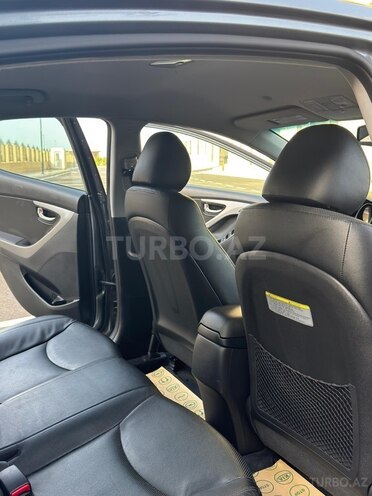 Hyundai Elantra 2015, 231,746 km - 1.8 l - Sumqayıt