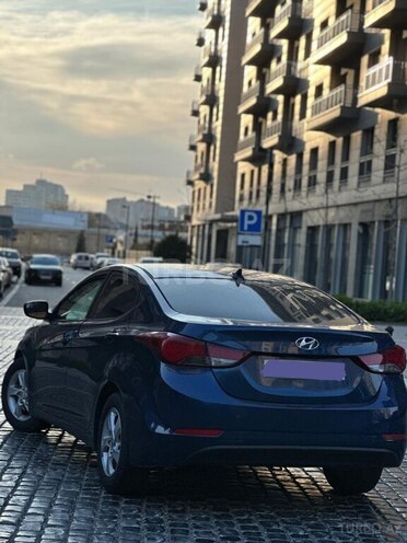Hyundai Elantra 2015, 215,652 km - 1.8 l - Bakı