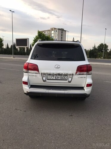Lexus LX 570 2015, 226,000 km - 5.7 l - Gəncə