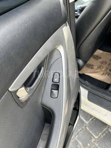Hyundai Elantra 2013, 153,000 km - 1.8 l - Bakı