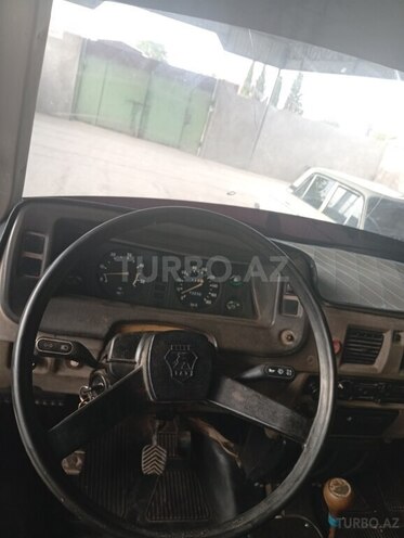 GAZ 27527-745 2000, 83,000 km - 2.2 l - Saatlı