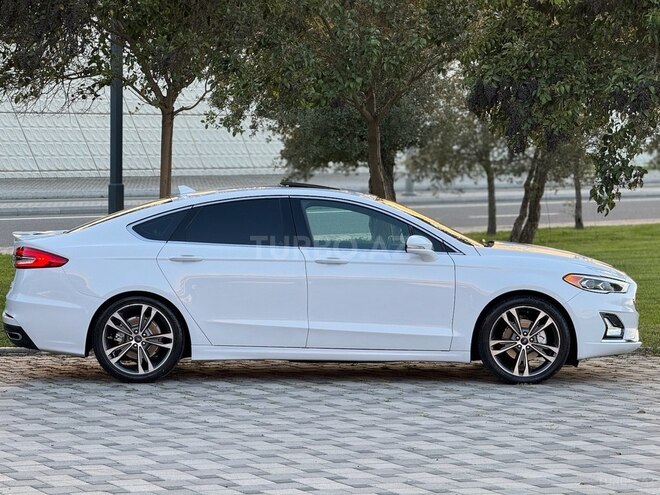Ford Fusion (North America) 2020, 107,000 km - 2.0 л - Bakı