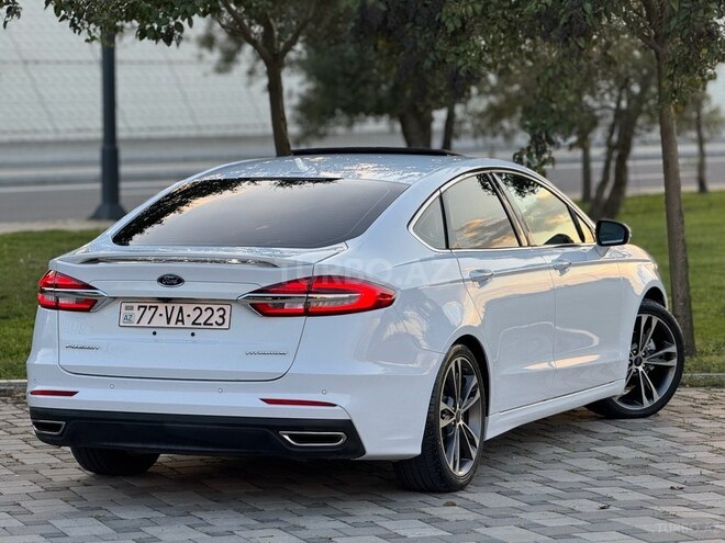 Ford Fusion (North America) 2020, 107,000 km - 2.0 л - Bakı