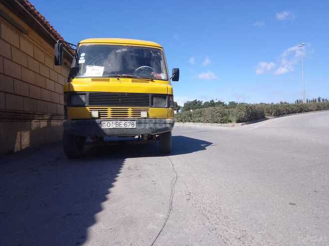 Mercedes  1990, 20,000 km - 2.5 л - Bakı