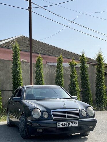 Mercedes E 240 1998, 330,000 km - 2.4 l - Bakı