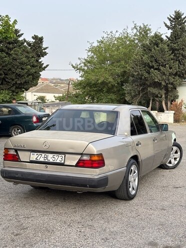 Mercedes E 200 1989, 55,654 km - 2.0 l - Bakı