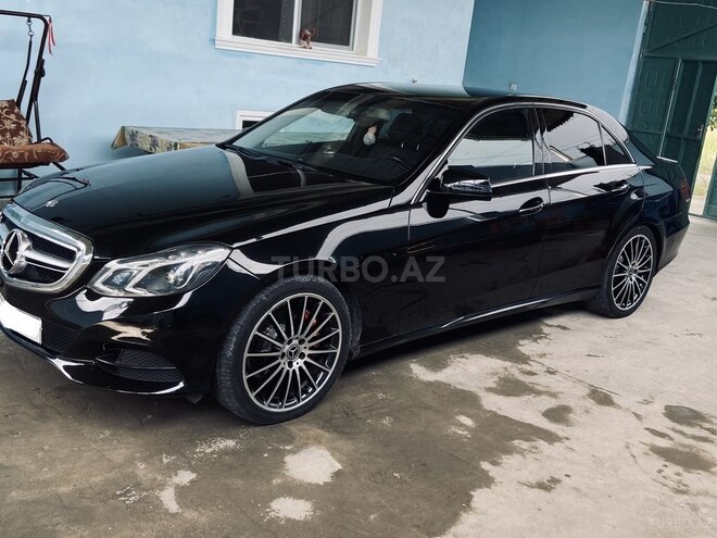 Mercedes E 220 d 2011, 306,000 km - 2.1 l - Ağstafa