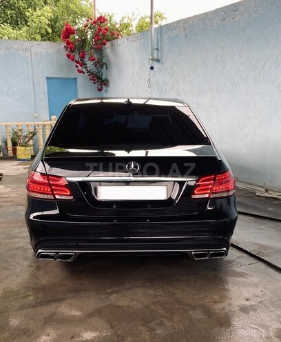 Mercedes E 220 d 2011, 306,000 km - 2.1 l - Ağstafa