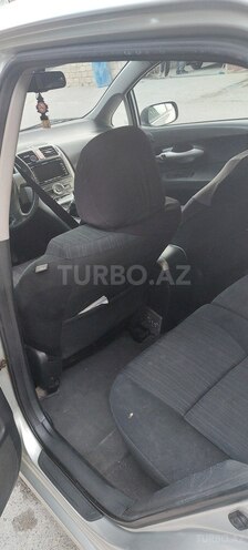 Toyota Auris 2007, 200,000 km - 1.4 l - Bakı