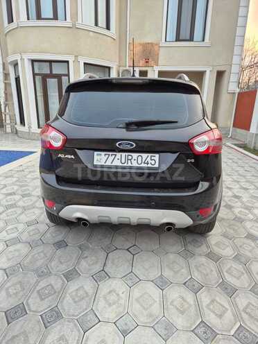 Ford Kuga 2010, 265,000 km - 2.5 l - Mingəçevir