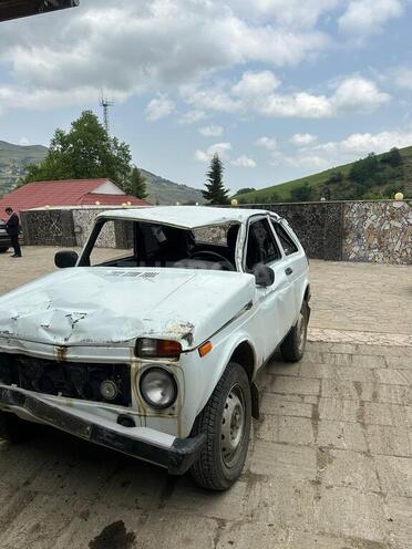 LADA (VAZ) Niva 2013, 100,000 km - 1.7 л - Yardımlı
