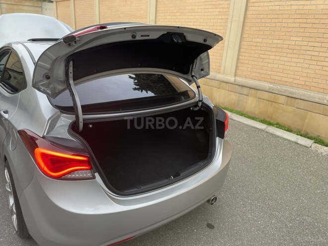 Hyundai Elantra 2012, 67,000 km - 1.8 l - Bakı