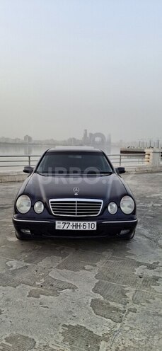 Mercedes E 240 2000, 380,000 km - 2.4 l - Bakı